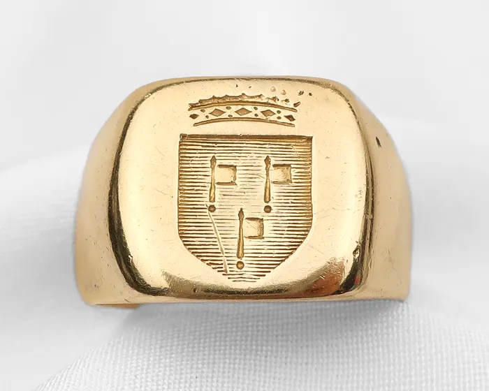 Victorian 18KT Gold Intaglio Ring Isadoras A Rings
