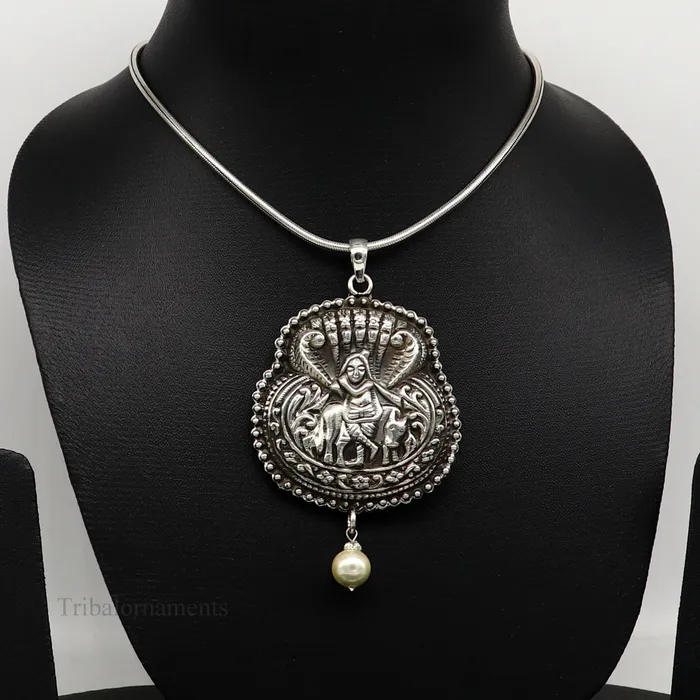 925 sterling silver handmade Hindu idol lord Krishna with cow pendant tribal temple jewelry stunning god krishna belly dance jewelry nsp430 TRIBAL ORNAMENTS Necklaces 925 sterling silver handmade Hindu idol lord Krishna with cow pendant tribal temple jewelry stunning god krishna belly dance jewelry nsp430 TRIBAL ORNAMENTS Necklaces
