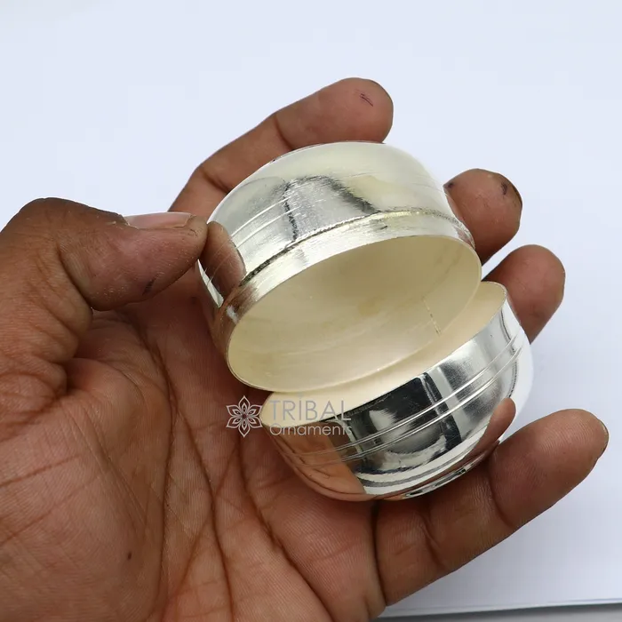999 fine silver handmade gorgeous small idols Prasadam box trinket box container box solid silver puja article utensils su1107 TRIBAL ORNAMENTS Necklaces