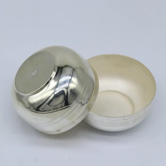 999 fine silver handmade gorgeous small idols Prasadam box trinket box container box solid silver puja article utensils su1107 TRIBAL ORNAMENTS Necklaces