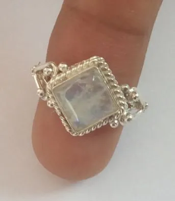 Alice Rings R377 Silver Antique Look Shimmer Opal Gem Ring