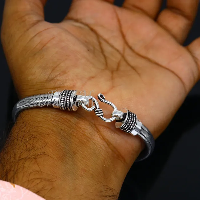 Bracelets TRIBAL ORNAMENTS 7MM 925 sterling silver handmade amazing snake chain flexible unisex D shape half round bracelet elegant wrist belt bracelet india sbr377 Bracelets TRIBAL ORNAMENTS 7MM 925 sterling silver handmade amazing snake chain flexible unisex D shape half round bracelet elegant wrist belt bracelet india sbr377