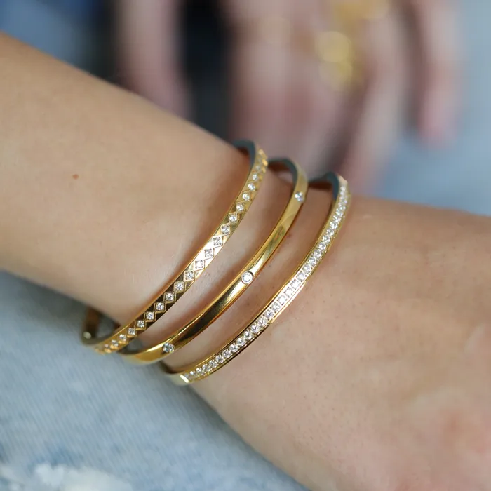 Jewelvers Bracelets 18K GoldFilled Zirconia Bangle Jewelvers Bracelets 18K GoldFilled Zirconia Bangle