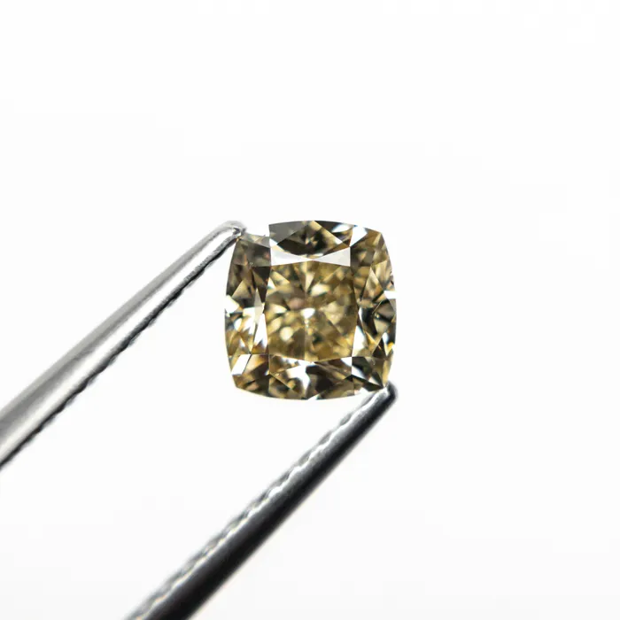 Misfit Diamonds 101ct 535x618x398mm SI2 C5 Cushion Brilliant 2070510 Earrings