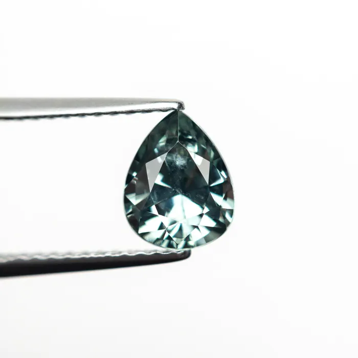 Misfit Gems Earrings 141ct 739x595x442mm Pear Brilliant Sapphire 2517517