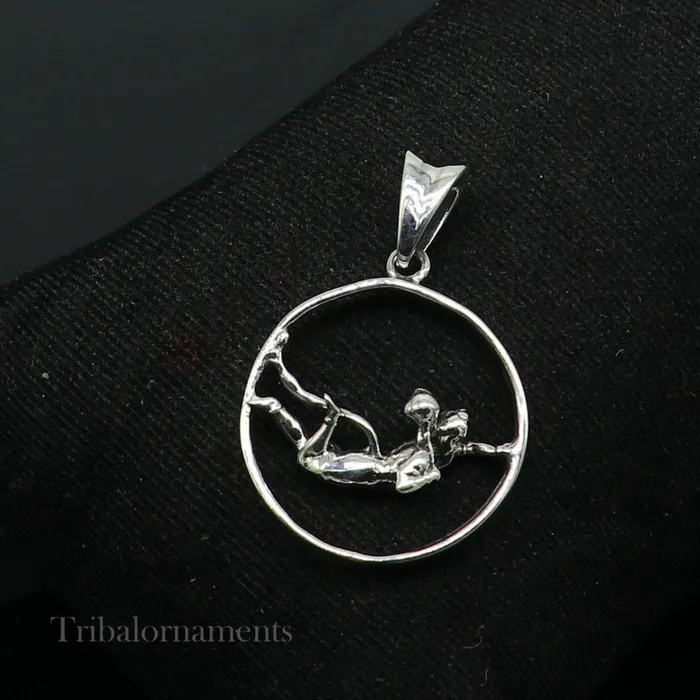 Necklaces TRIBAL ORNAMENTS 925 sterling silver flying Hindu god Lord Hanuman pendant bajarangbali sitting fabulous pendant unisex gifting jewelry ssp904