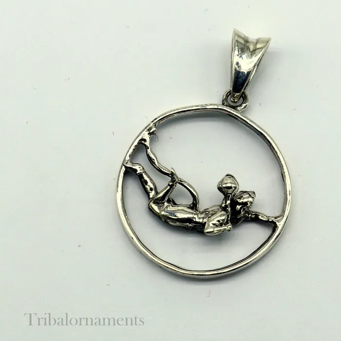 Necklaces TRIBAL ORNAMENTS 925 sterling silver flying Hindu god Lord Hanuman pendant bajarangbali sitting fabulous pendant unisex gifting jewelry ssp904