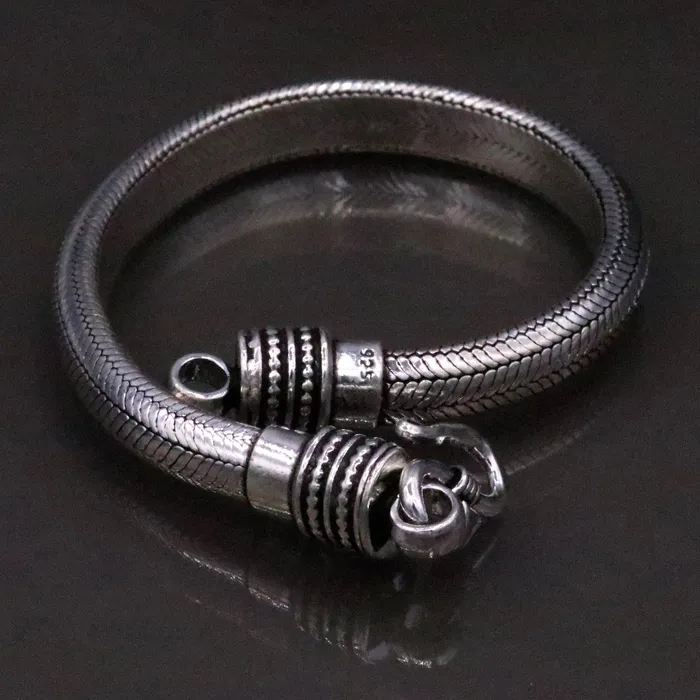 TRIBAL ORNAMENTS Bracelets 85 7mm Vintage style 925 Sterling silver handmade snake chain Half round D shape bracelet unisex gorgeous style jewelry from india sbr65