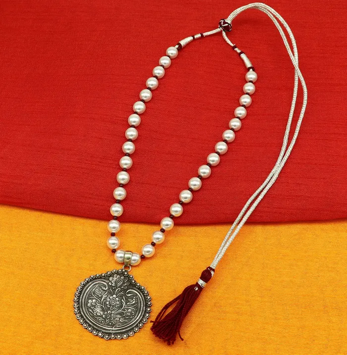 TRIBAL ORNAMENTS Necklaces 925 sterling silver handmade beautiful floral design pendant with gorgeous 8mm pearl tribal necklace wedding stylish brides gift set201