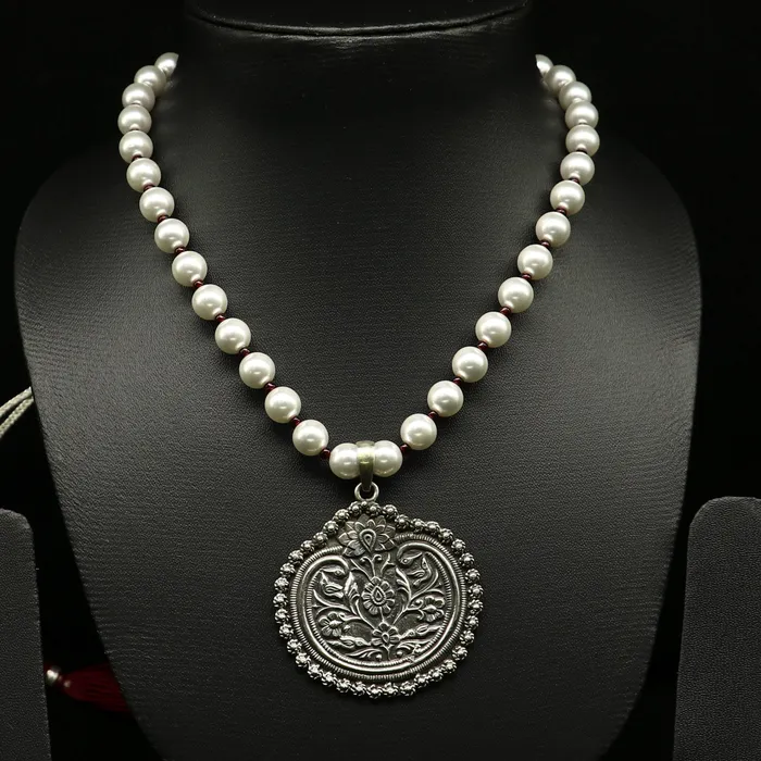 TRIBAL ORNAMENTS Necklaces 925 sterling silver handmade beautiful floral design pendant with gorgeous 8mm pearl tribal necklace wedding stylish brides gift set201