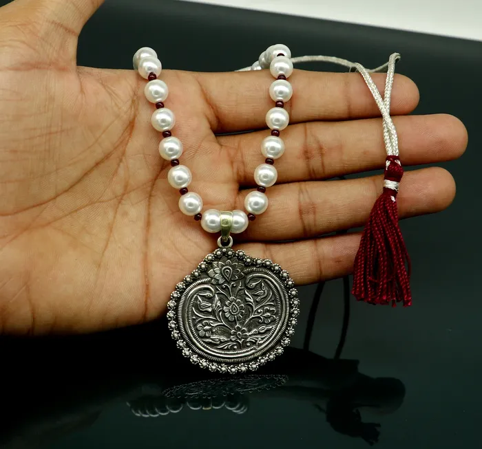 TRIBAL ORNAMENTS Necklaces 925 sterling silver handmade beautiful floral design pendant with gorgeous 8mm pearl tribal necklace wedding stylish brides gift set201