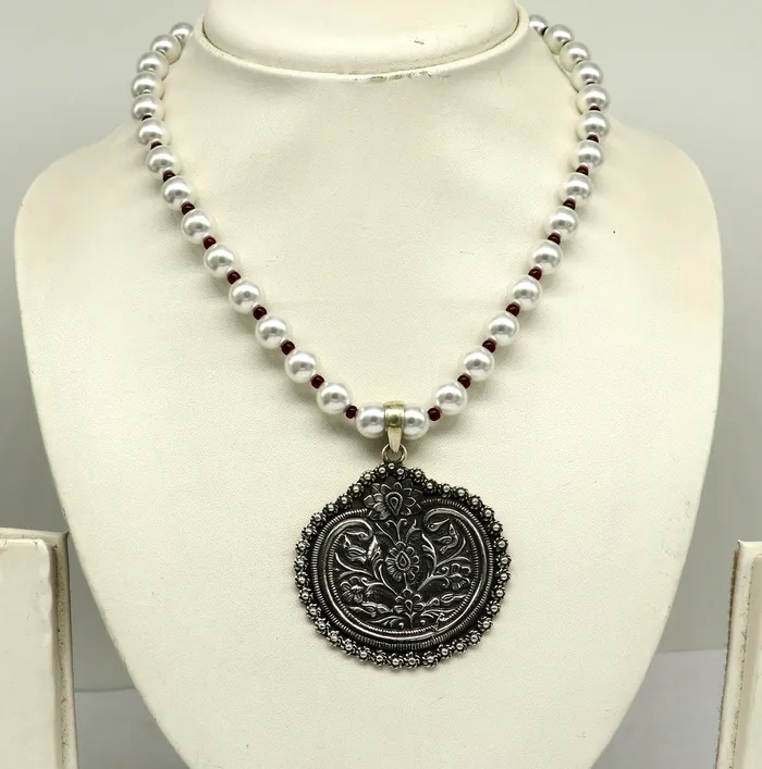 TRIBAL ORNAMENTS Necklaces 925 sterling silver handmade beautiful floral design pendant with gorgeous 8mm pearl tribal necklace wedding stylish brides gift set201
