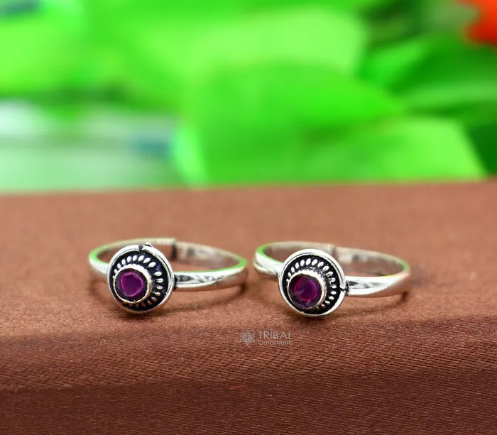TRIBAL ORNAMENTS Rings 925 sterling silver handmade round shape tiny red stone toe ring band tribal belly cultural ethnic jewelry from India ntr98 TRIBAL ORNAMENTS Rings 925 sterling silver handmade round shape tiny red stone toe ring band tribal belly cultural ethnic jewelry from India ntr98