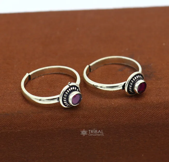 TRIBAL ORNAMENTS Rings 925 sterling silver handmade round shape tiny red stone toe ring band tribal belly cultural ethnic jewelry from India ntr98 TRIBAL ORNAMENTS Rings 925 sterling silver handmade round shape tiny red stone toe ring band tribal belly cultural ethnic jewelry from India ntr98