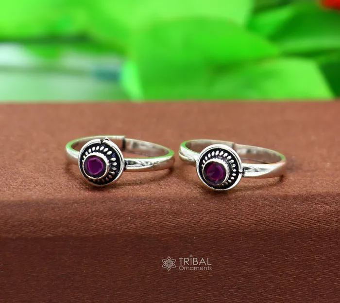 TRIBAL ORNAMENTS Rings 925 sterling silver handmade round shape tiny red stone toe ring band tribal belly cultural ethnic jewelry from India ntr98 TRIBAL ORNAMENTS Rings 925 sterling silver handmade round shape tiny red stone toe ring band tribal belly cultural ethnic jewelry from India ntr98