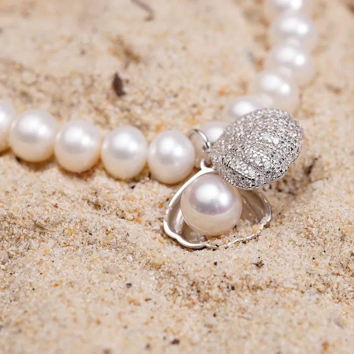 Wonderland Freshwater Pearl Bracelet WB00086 Pearly Lustre Bracelets