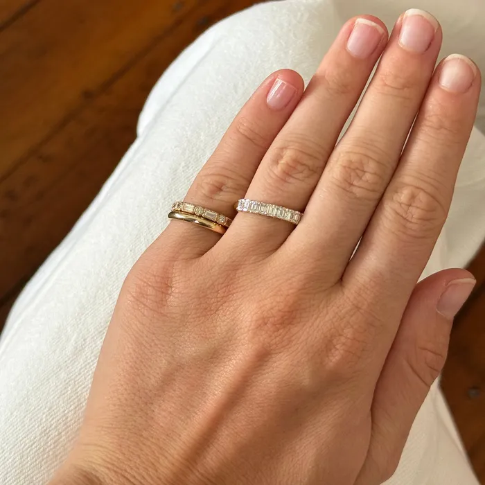14K Yellow Gold Regular Comfort Fit Wedding Band 25mm Benchmark Rings