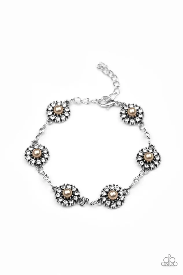 Bracelets Paparazzi Jewelry Paparazzi Bracelet Garden Flower Grandeur Brown Bracelets Paparazzi Jewelry Paparazzi Bracelet Garden Flower Grandeur Brown