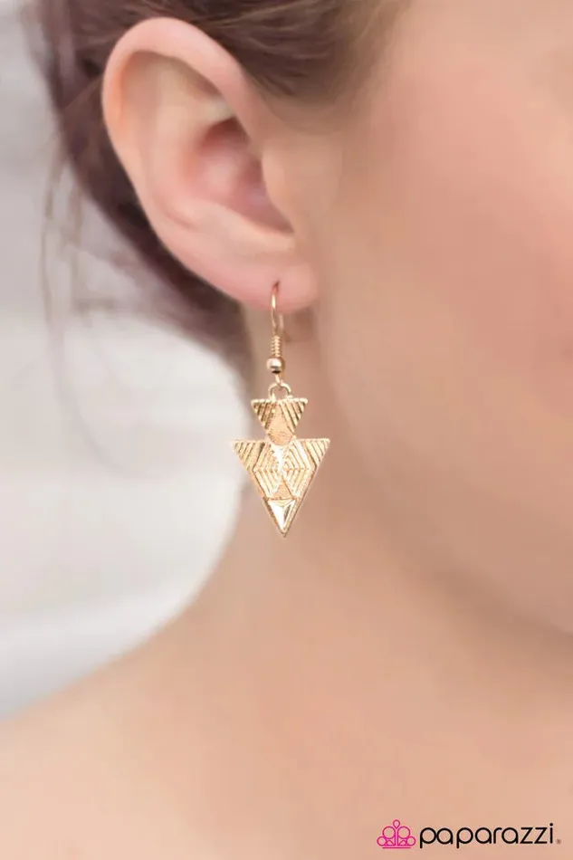 Earrings Paparazzi Jewelry Paparazzi Earring Thats The SPEARit Gold