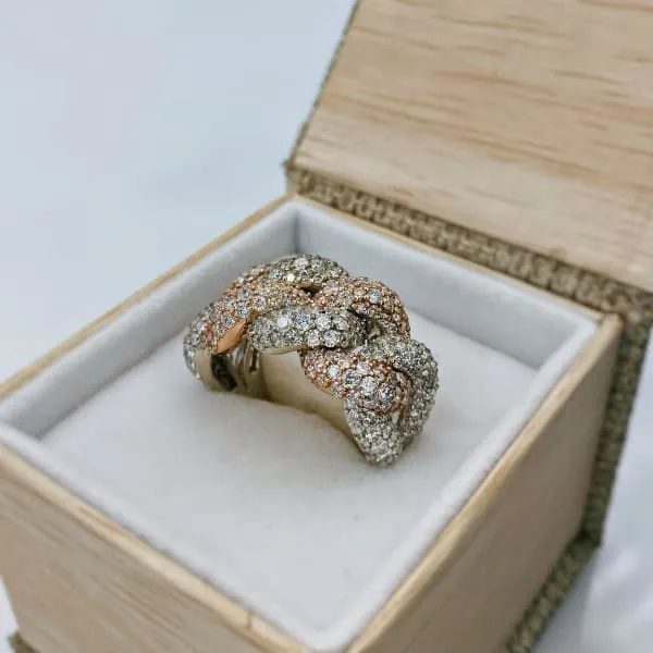 Natural Round Brilliant Diamond Pave Link Ring Set in 14K Two Tone Gold 476ct tw Diamond Source NYC Rings