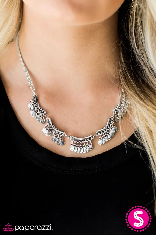 Necklaces Paparazzi Jewelry Paparazzi Necklace Im HAVANA Good Time Silver
