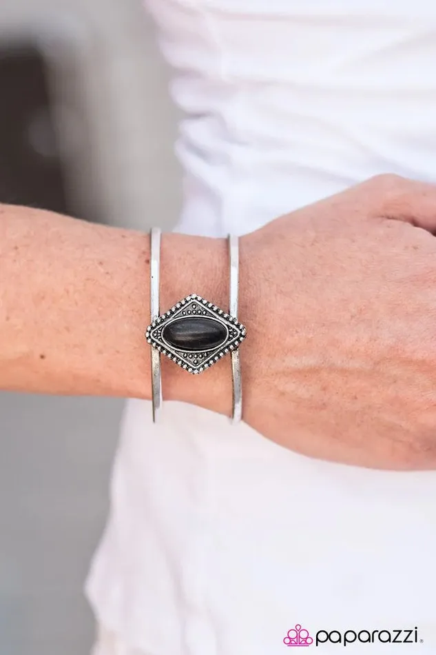 Paparazzi Bracelet Cliffside View Black Paparazzi Jewelry Bracelets