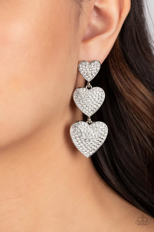 Paparazzi Earring Couples Retreat White Paparazzi Jewelry Earrings