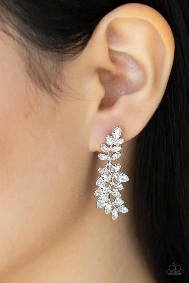 Paparazzi Earring Frond Fairytale White Paparazzi Jewelry Earrings