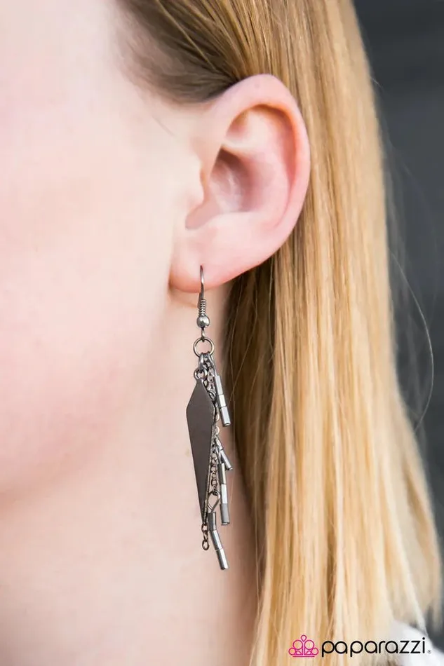 Paparazzi Earring Lethal Lover Black Paparazzi Jewelry Earrings