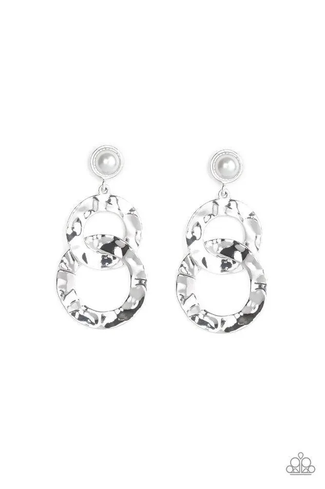 Paparazzi Earring On Scene White Paparazzi Jewelry Earrings Paparazzi Earring On Scene White Paparazzi Jewelry Earrings