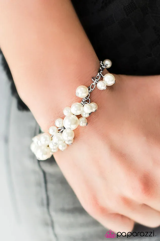 Paparazzi Jewelry Bracelets Paparazzi Bracelet BAROQUEing All The Rules White