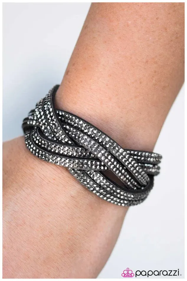 Paparazzi Jewelry Bracelets Paparazzi Bracelet What A Hit Black