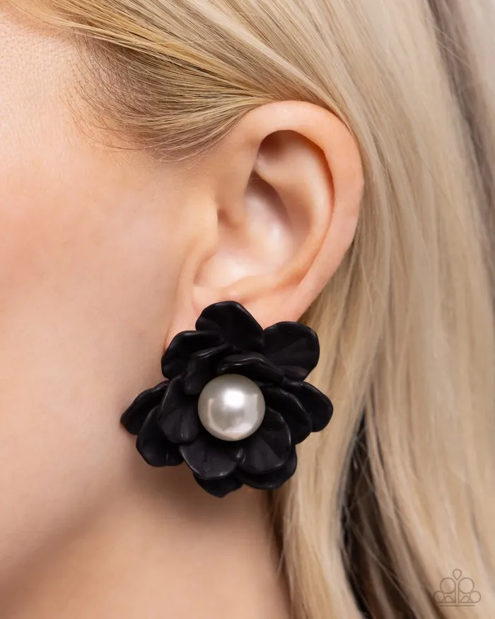 Paparazzi Jewelry Earrings Paparazzi Earring Blooming Backdrop Black