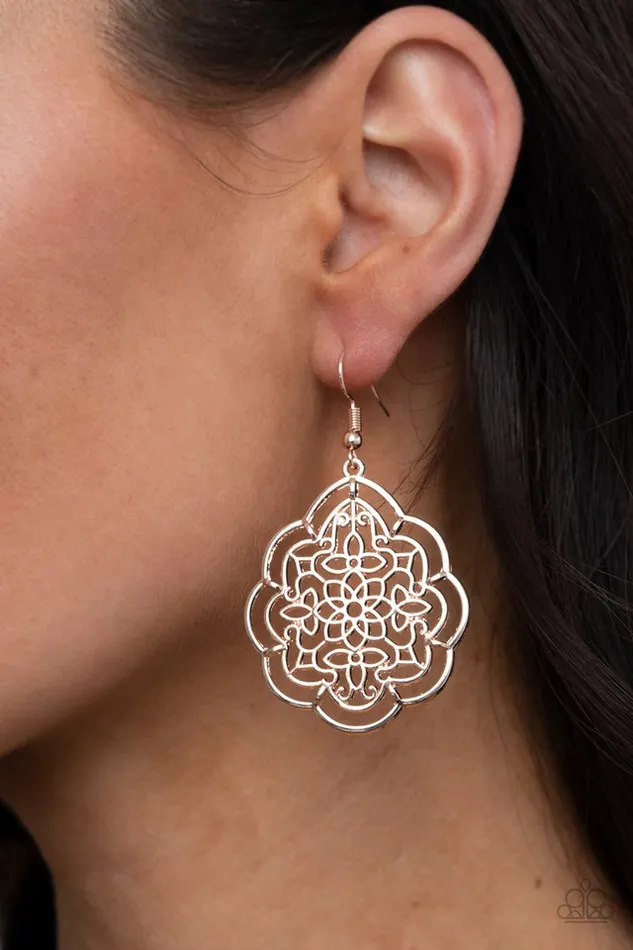 Paparazzi Jewelry Earrings Paparazzi Earring Tour de Taj Mahal Rose Gold