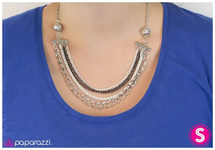 Paparazzi Jewelry Necklaces Paparazzi Necklace Bar None White