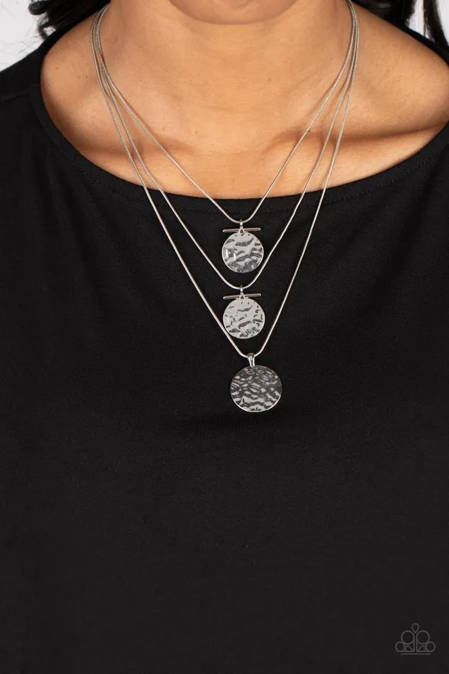 Paparazzi Jewelry Necklaces Paparazzi Necklace Dizzying Discs Silver