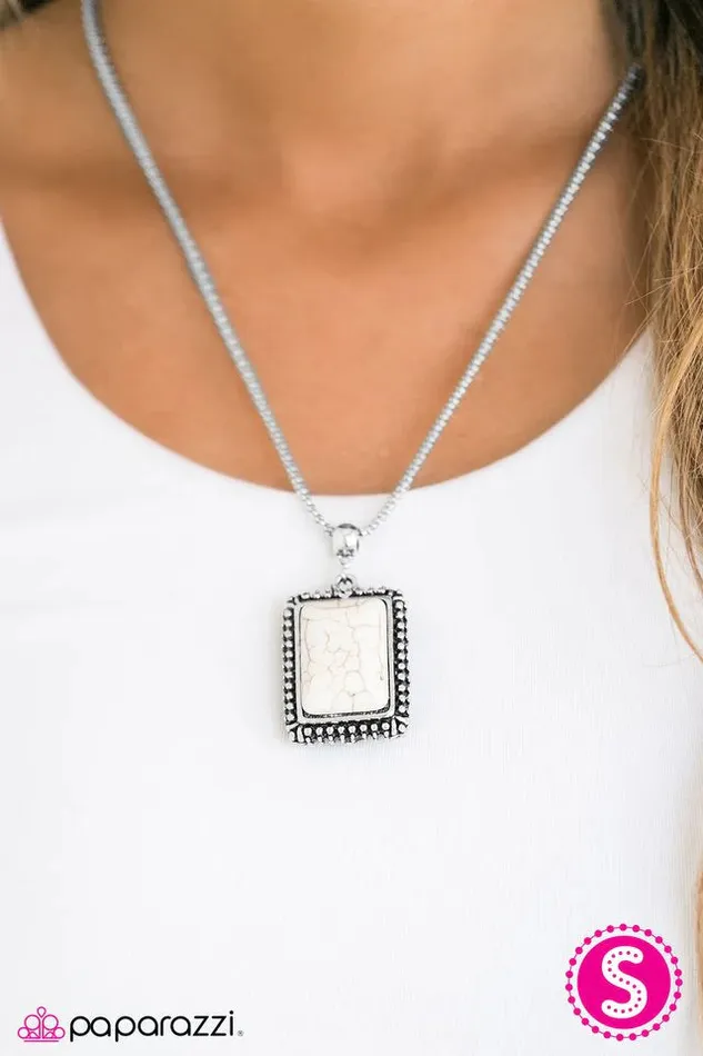 Paparazzi Jewelry Necklaces Paparazzi Necklace Meadow Plains White