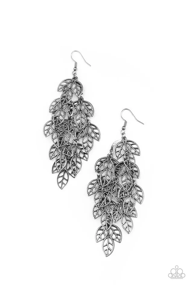 Paparazzi Jewelry Paparazzi Earring The Shakedown Silver Earrings Paparazzi Jewelry Paparazzi Earring The Shakedown Silver Earrings
