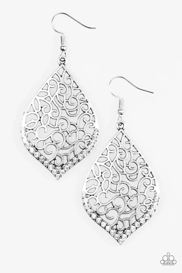 Paparazzi Jewelry Paparazzi Earring Where I Want To BEAM White Earrings