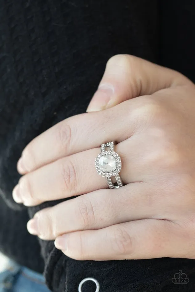 Paparazzi Jewelry Rings Paparazzi Ring Countess Charm White