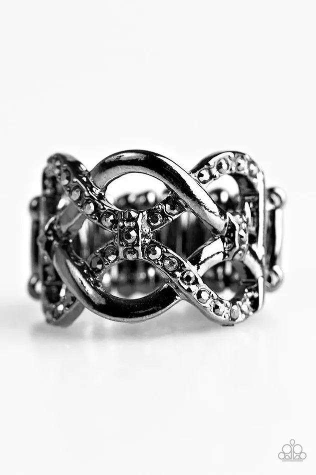 Paparazzi Jewelry Rings Paparazzi Ring Lay On The Shimmer Black