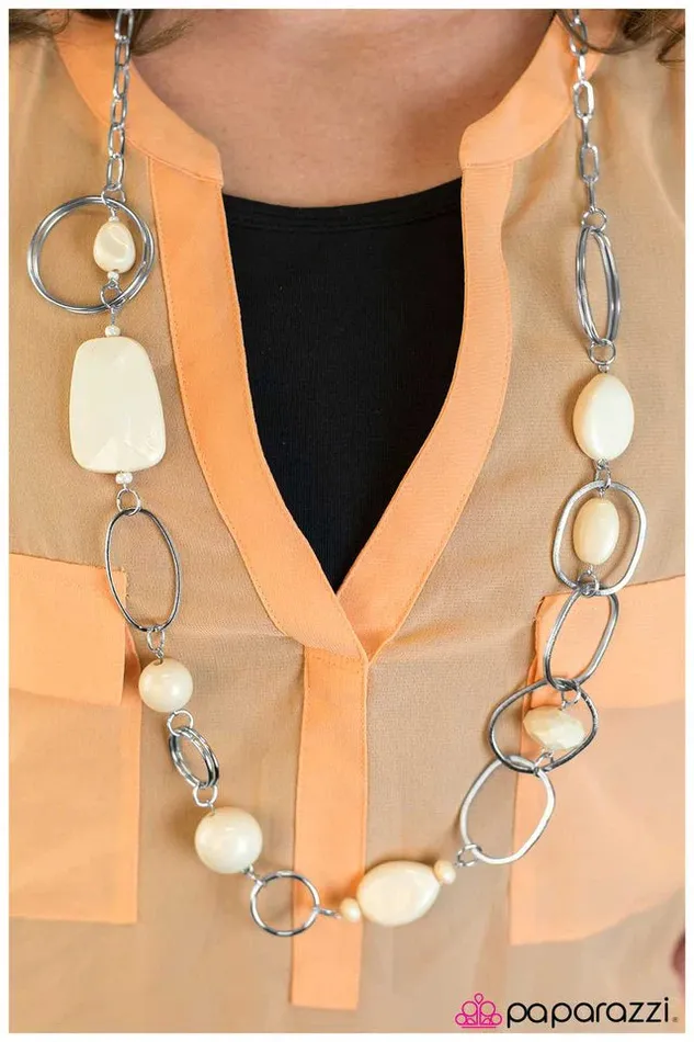 Paparazzi Necklace Odd One Out Brown Paparazzi Jewelry Necklaces