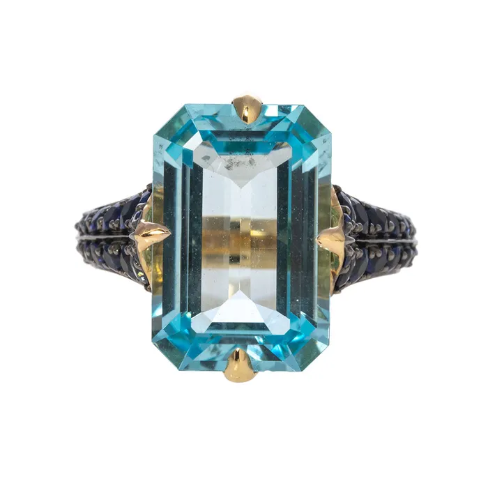Rings Goshwara Goshwara EmeraldCut Blue Topaz Sapphire 18K Gold Ring