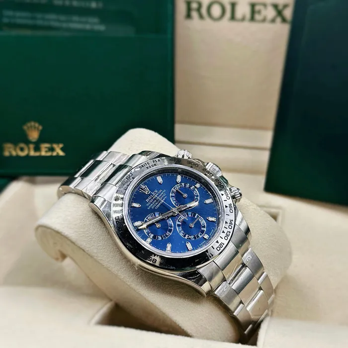 Rolex Rolex Cosmograph Daytona 40mm Ref 116509 Blue Index Dial 18K White Gold Oyster Bracelet Mens Watch Bracelets