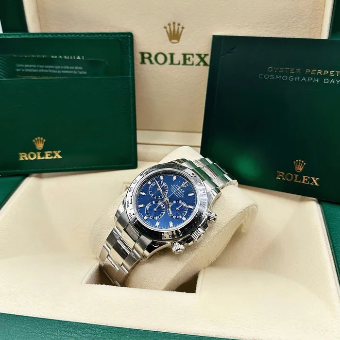 Rolex Rolex Cosmograph Daytona 40mm Ref 116509 Blue Index Dial 18K White Gold Oyster Bracelet Mens Watch Bracelets