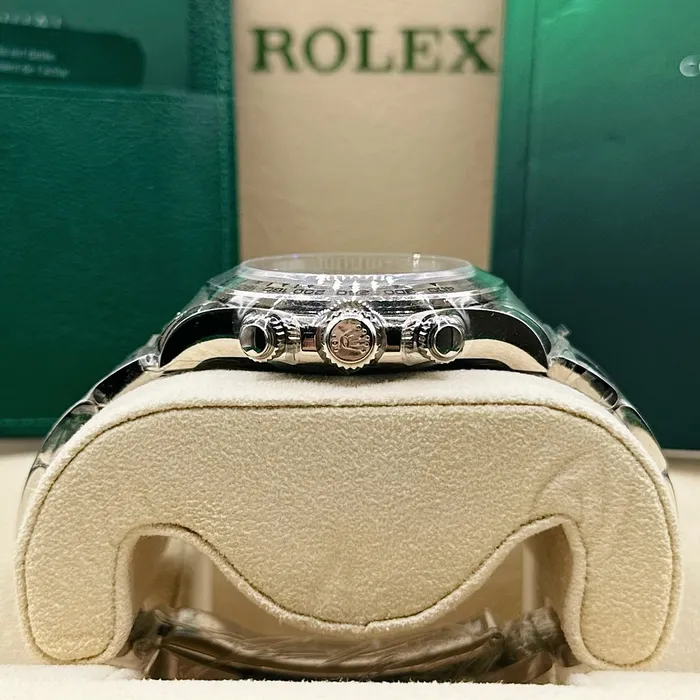 Rolex Rolex Cosmograph Daytona 40mm Ref 116509 Blue Index Dial 18K White Gold Oyster Bracelet Mens Watch Bracelets