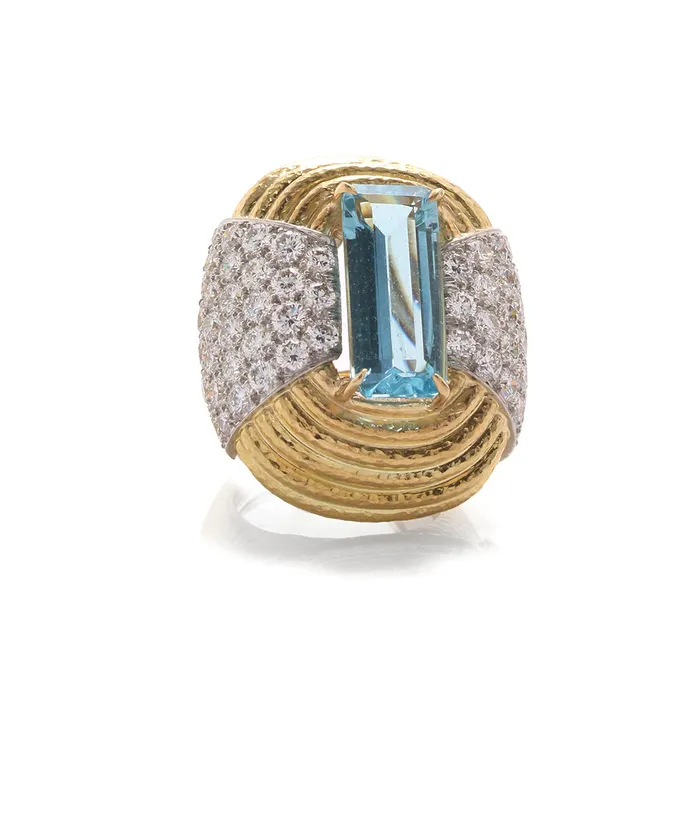 David Webb Rings Aquamarine Oval Ring