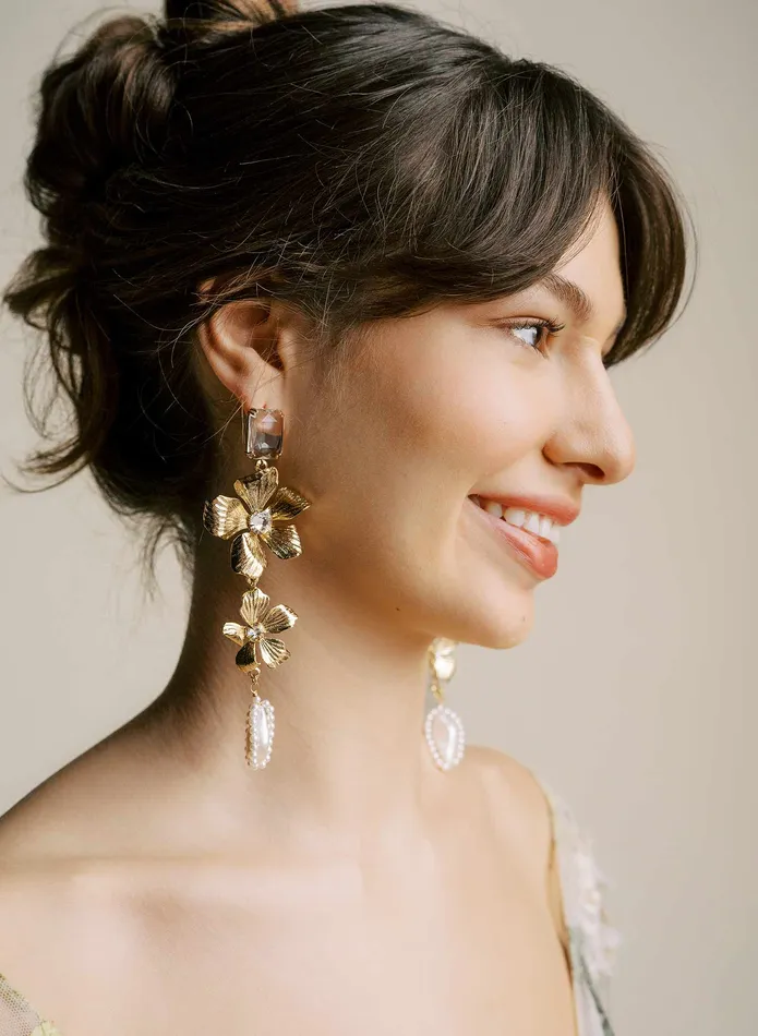 Gilded magnolia crystals and pearl earrings Style 2535 twigs honey Earrings