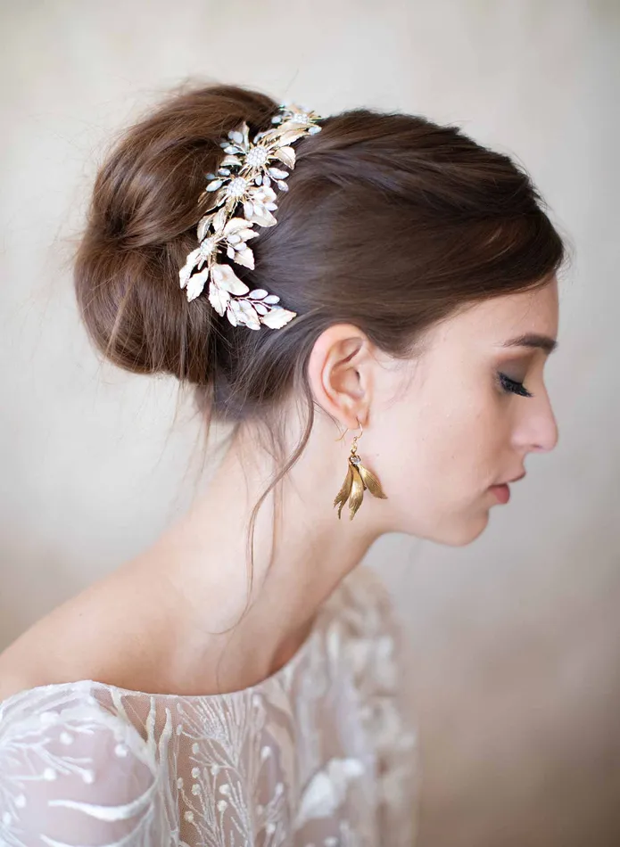 Grecian dainty wing earrings Style 2073 twigs honey Earrings