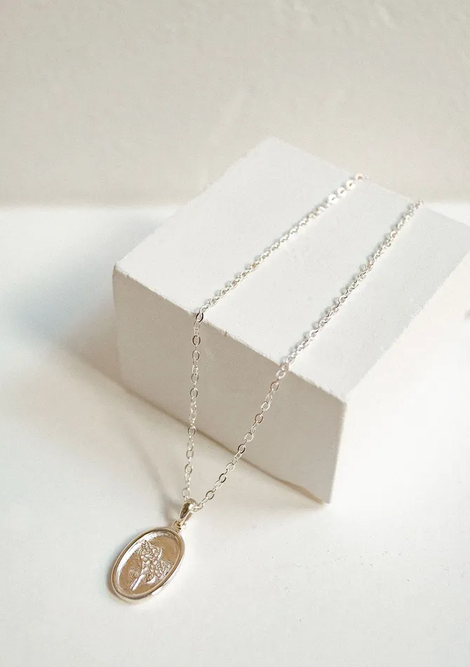 Necklaces Hey Happiness Oval Rose Pendant Necklace Sterling Silver